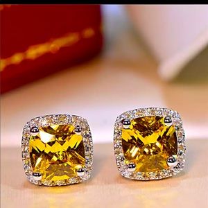 Yellow stud earrings